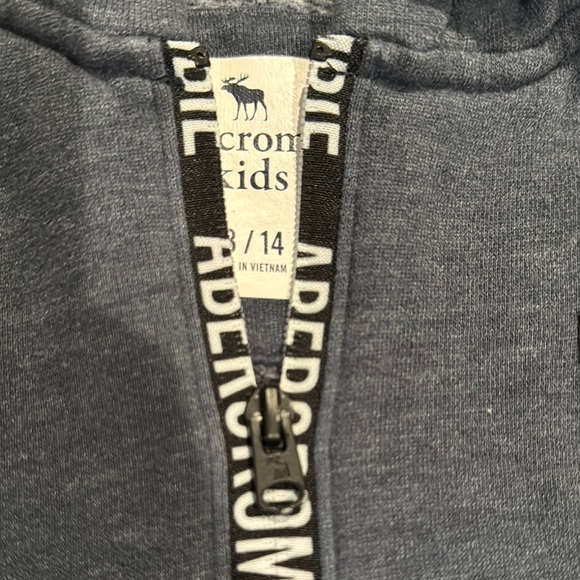 Abercrombie & Fitch Men's Gray and White Ombre Sweater - Picture 4 of 7